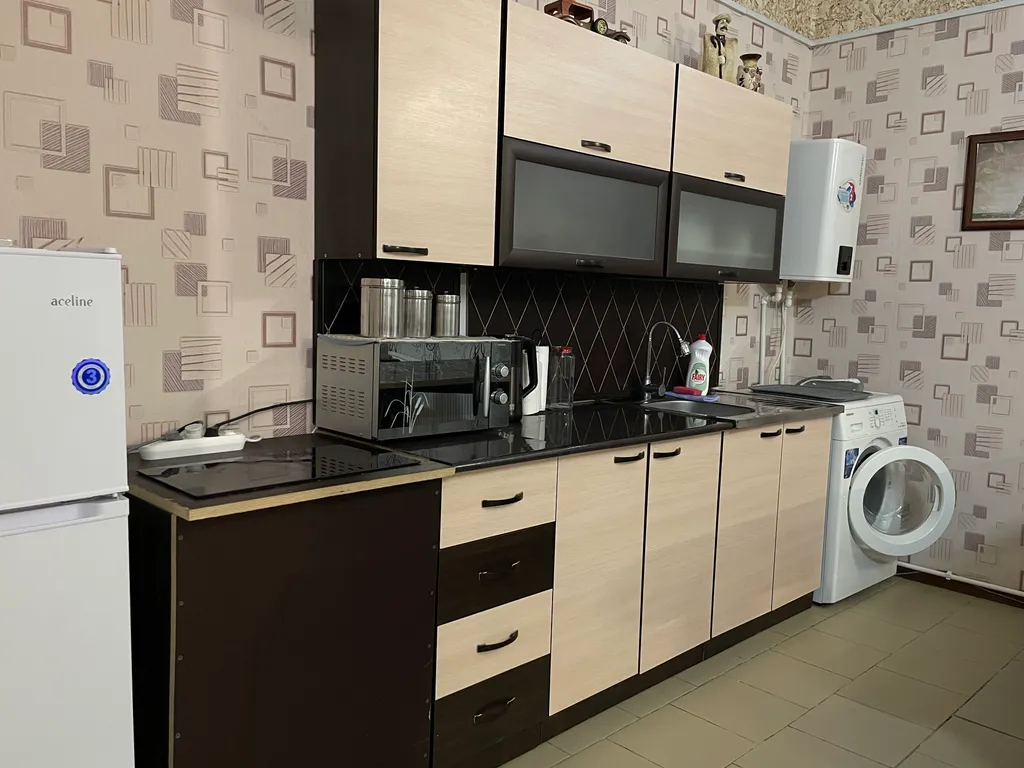 Частный дом в центре поселка