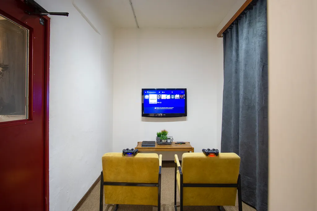 Loft Dvor — дизайнерское пространство для событий и проживания