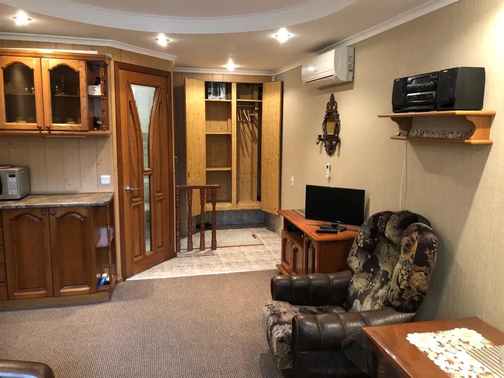 Коттедж 1-комнатный Дом — Сочи