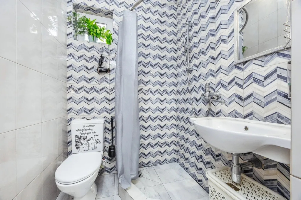 Коттедж Квартира с видом на сад и горы — Сочи