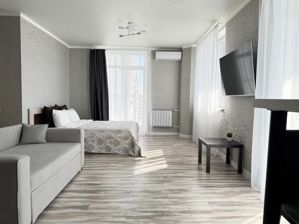 Рядом с аэропортом и жд вокзалом! Успейте забронировать!