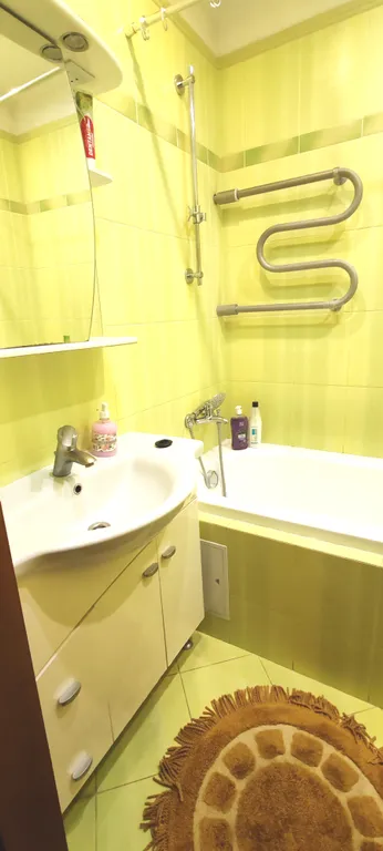 Уютная двухкомнатная квартира недалеко от центра города