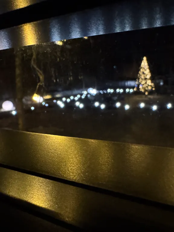 Коттедж Дом с верандой в лесу (3 спальни) — Дубна