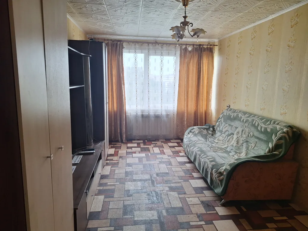 Квартира Трёхкомнатная квартира в удобном месте, рядом вокзал и автостанция — Тихвин