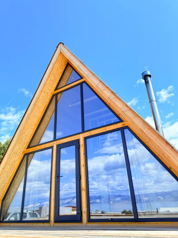 Дома А-фрейм на Ольхоне с видом на Байкал!