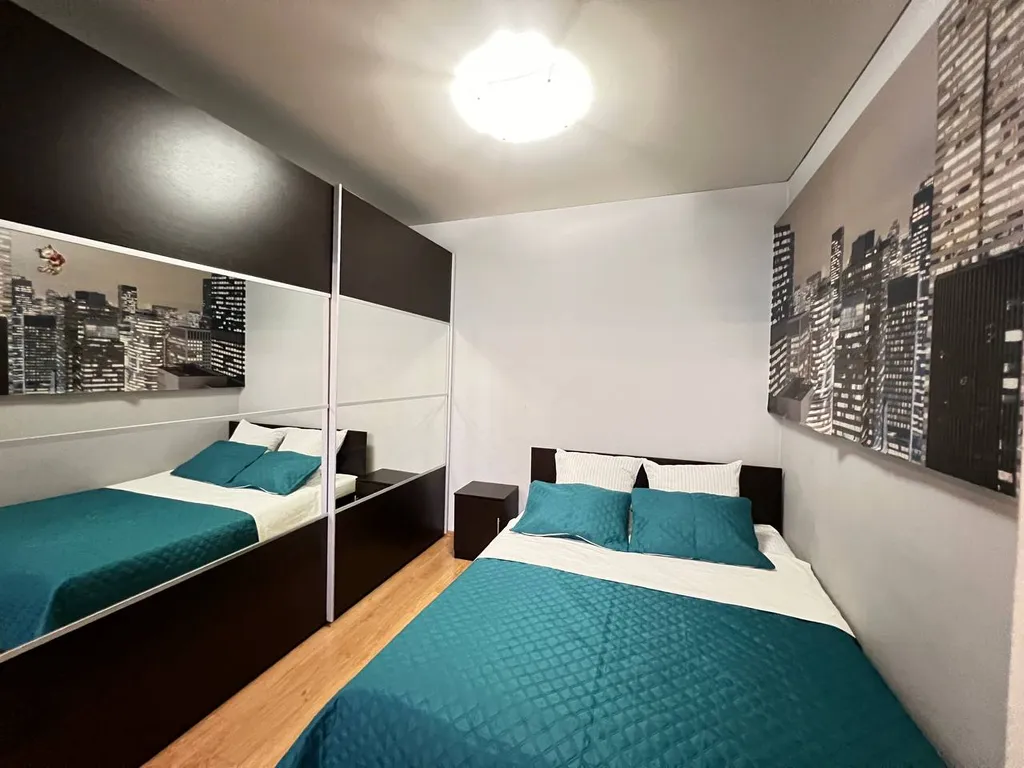 Видовая квартира с дизайнерским ремонтом в центре