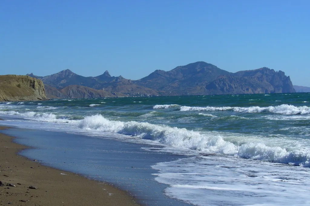 Уютный коттедж с бассейном с морской водой