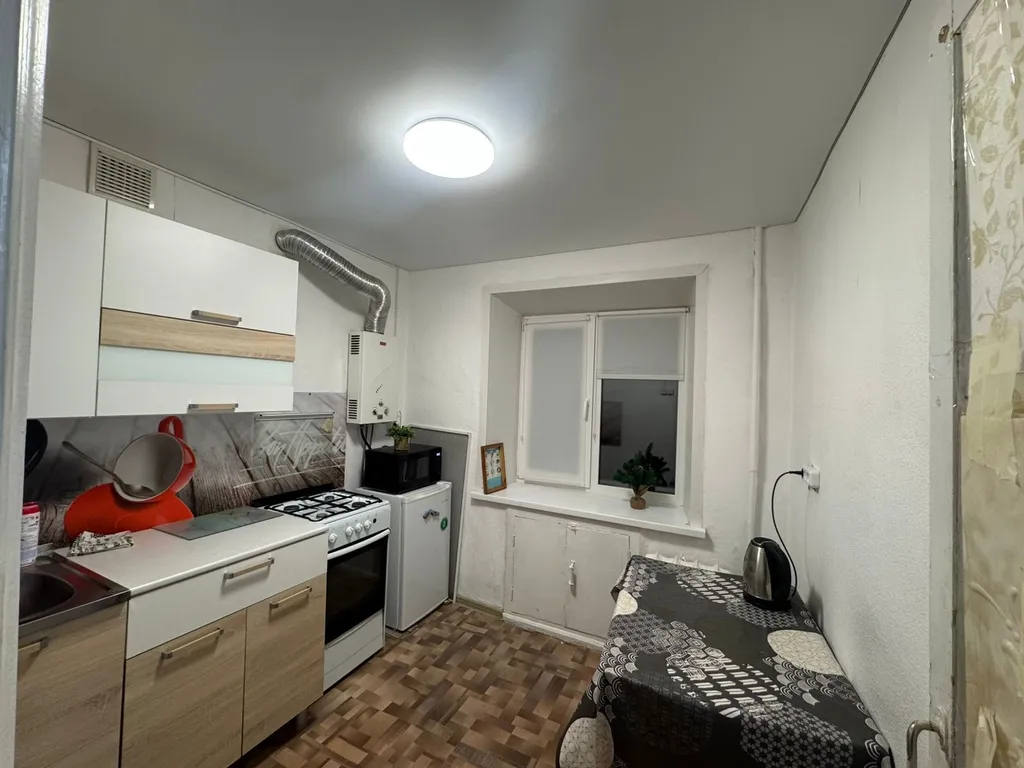 Уютная однокомнатная квартира — аренда посуточно в Кировград