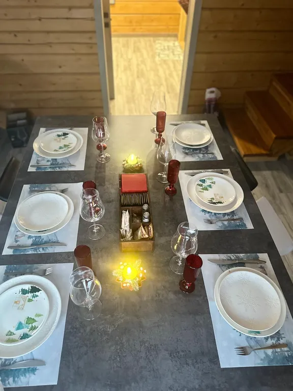 Коттедж ХоббитГеш уютный дом из бруса — Шерегеш