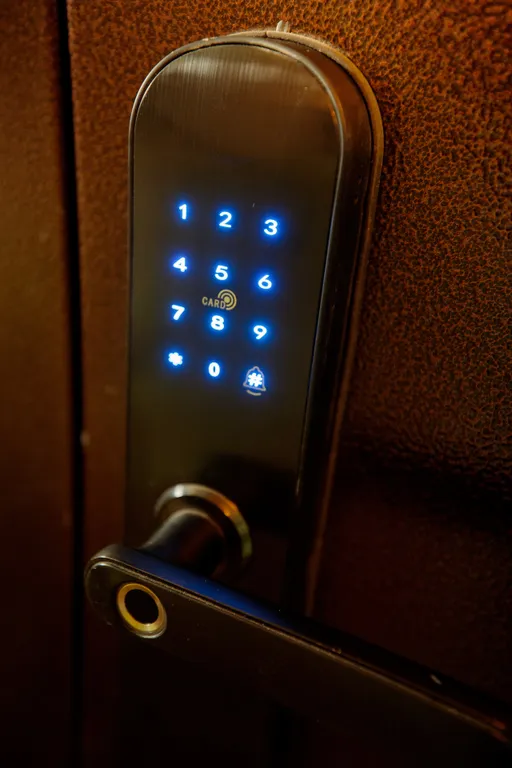 4-комнатная Квартира