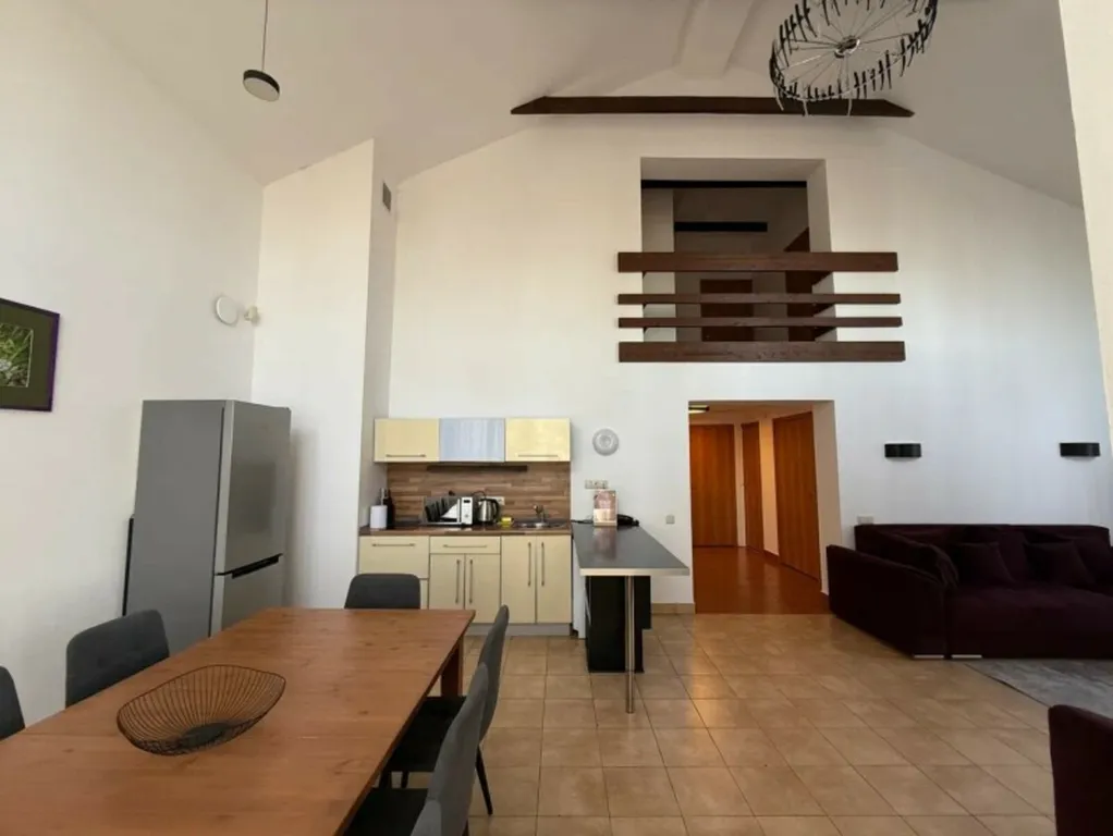 5-комнатный Дом