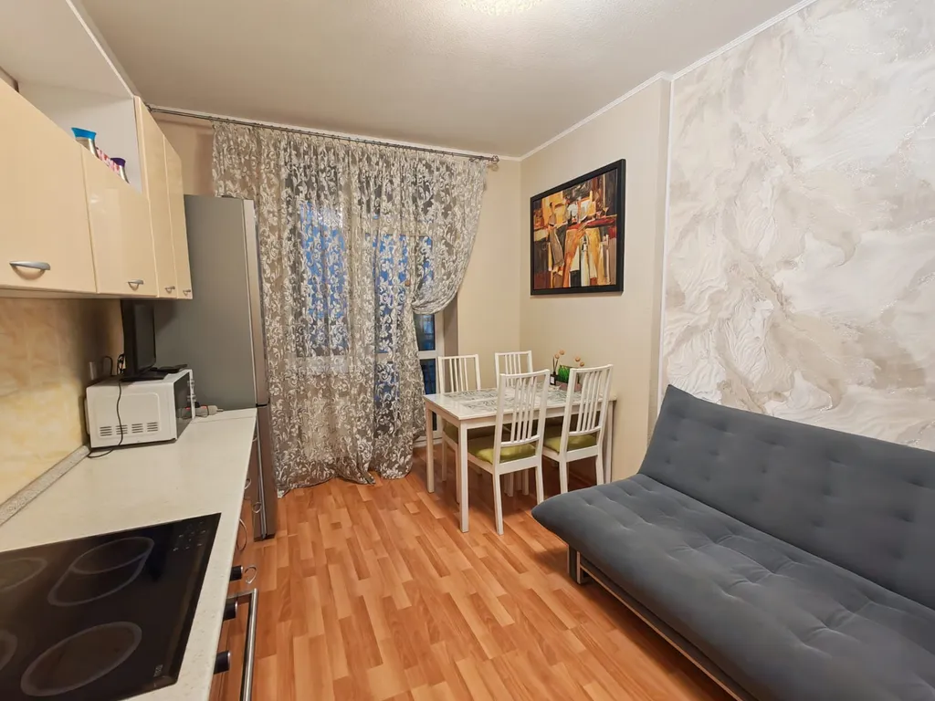 Квартира в 3 минутах от метро Чкаловская и ТЦ Мегаполис.