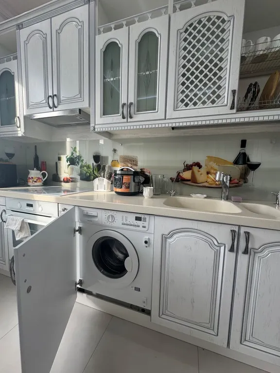 Студия посуточно у метро Чкаловская