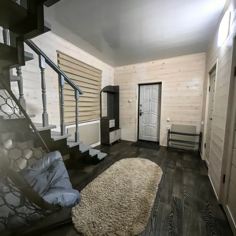 Уютный, комфортный дом в центре посёлка