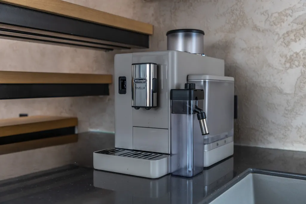 Уютная двухуровневая квартира в Красной поляне с видом на Ачишхо