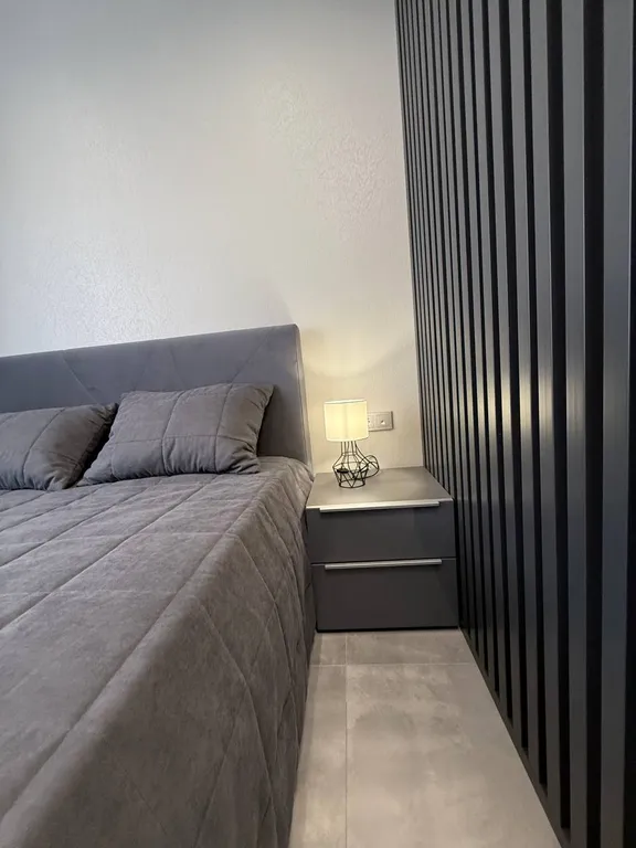 Уютная студия с хорошим наполнением в Курортном городке