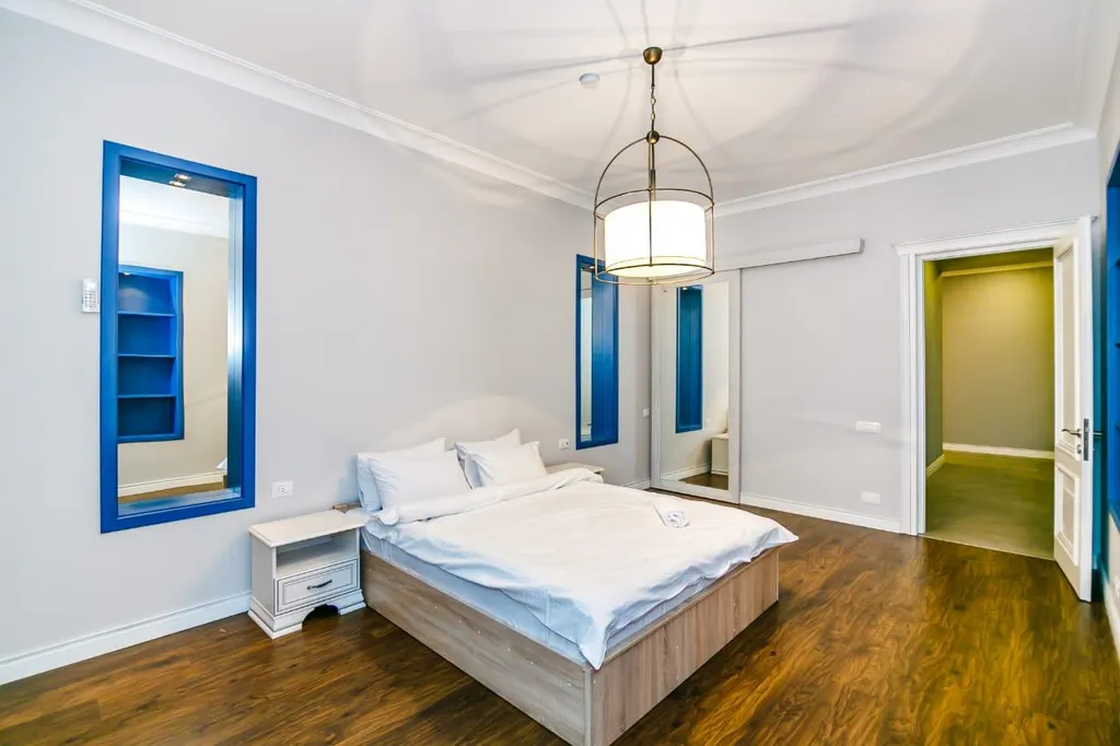 4-комнатная Квартира