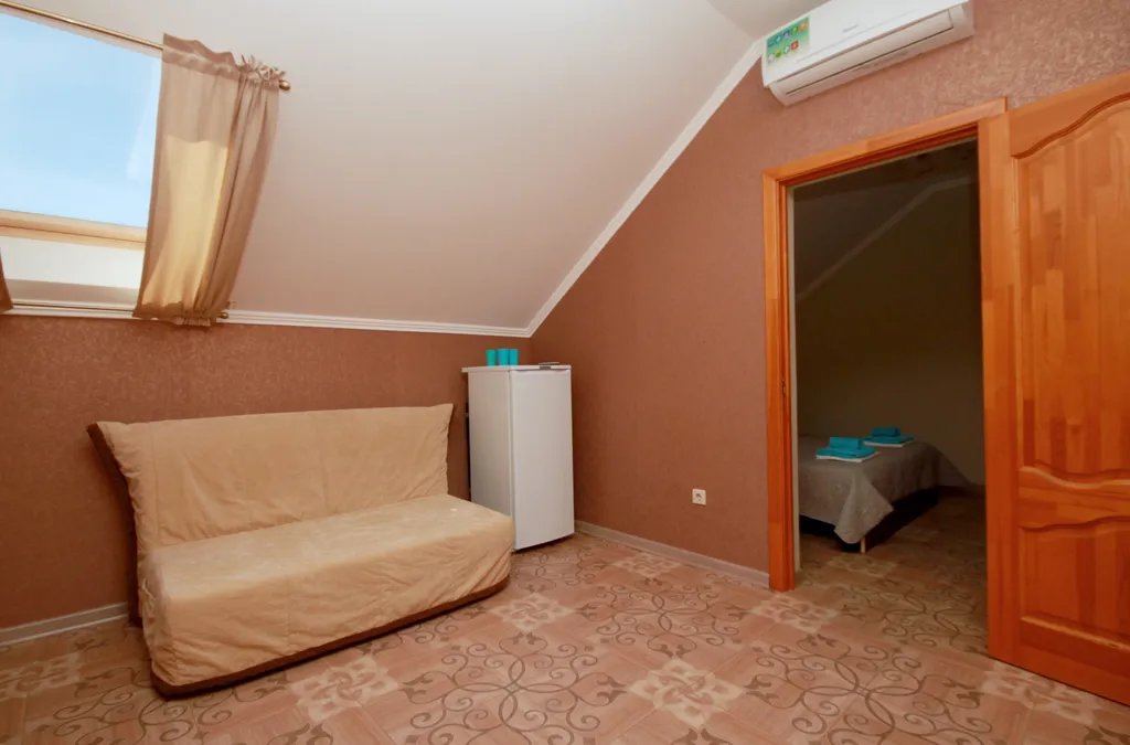 Квартира Квартира Стандарт 2-комнатный в мансарде — Анапа