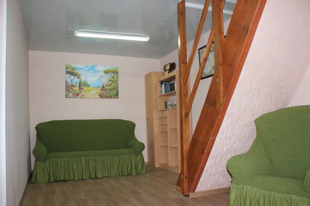 Дом с бассейном у моря