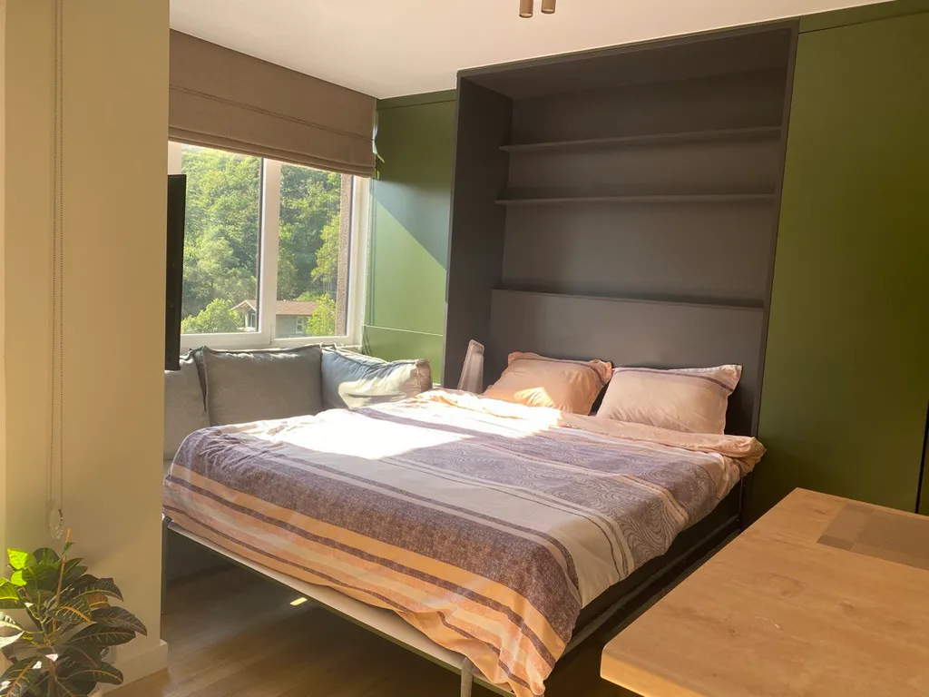 Студия с видом на озеро