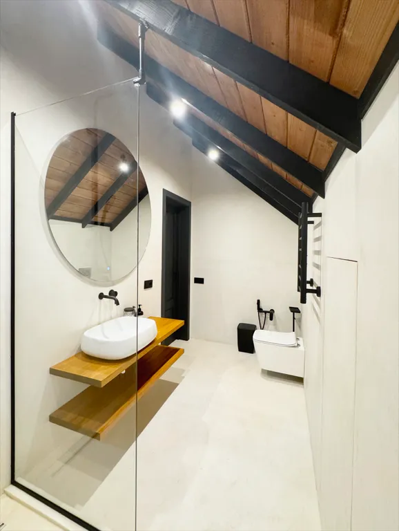 Уютный дом Elovoye в сердце леса с уличным спа-бассейном