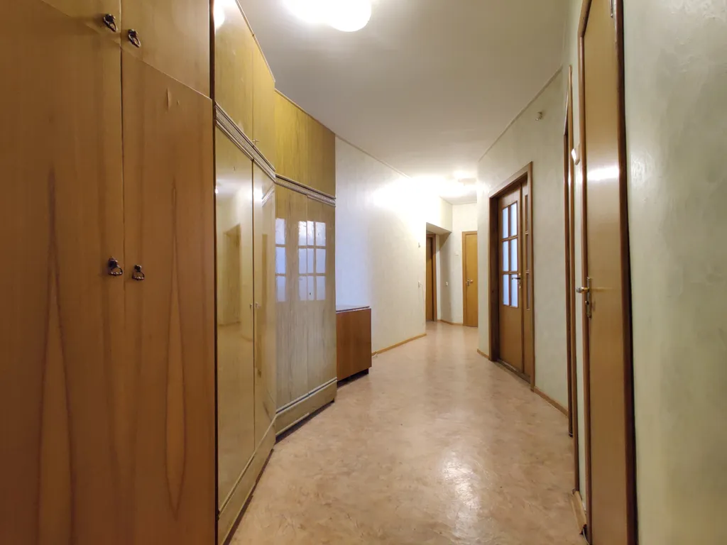 3-комнатная на площади Ленина