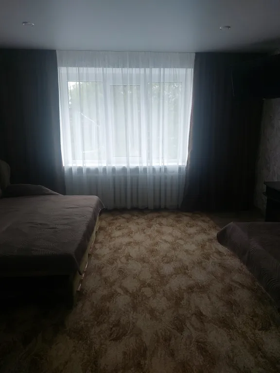 Квартира на первом этаже возле трассы