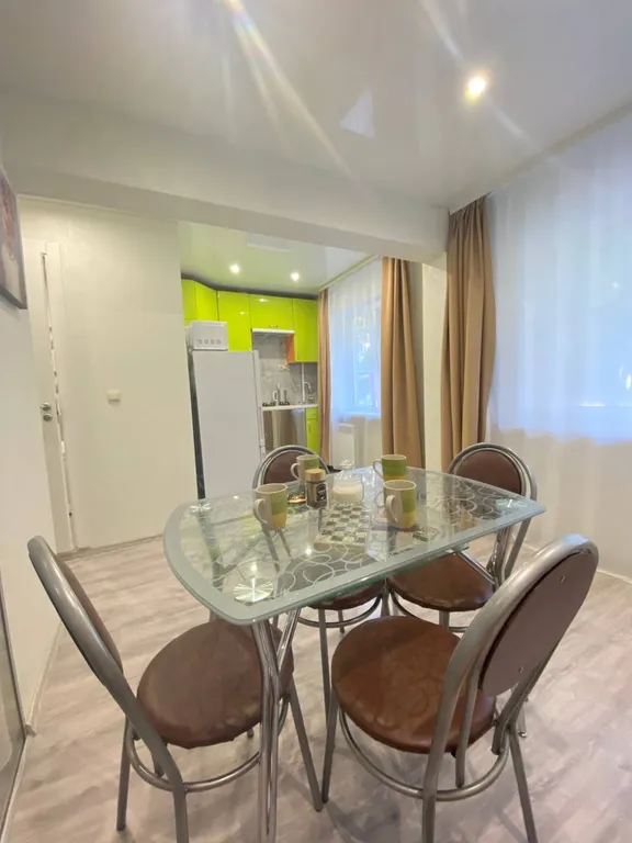 Тихая и чистая квартирка с видом на парк