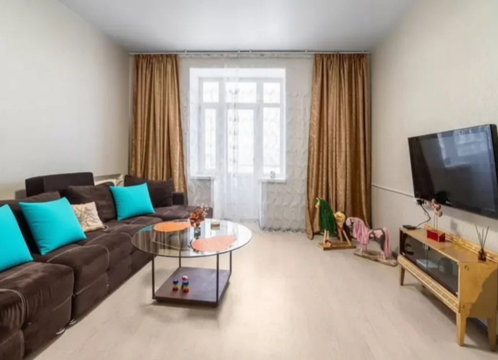 Уютная Арт- квартира в центре около реки.