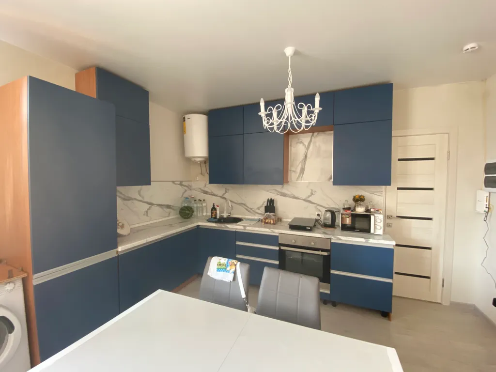 Яркая квартира в ЖК ХолидейХаус