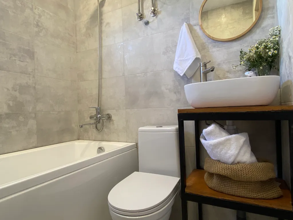 Стильный загородный дом с бассейном