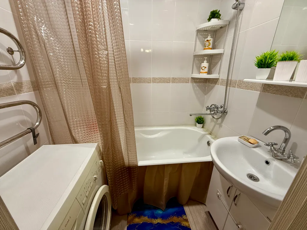 Квартира Уютная квартира возле парка — Симферополь