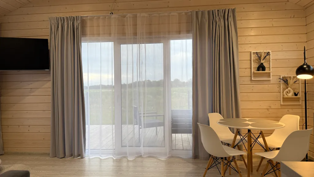 Домик с террасой