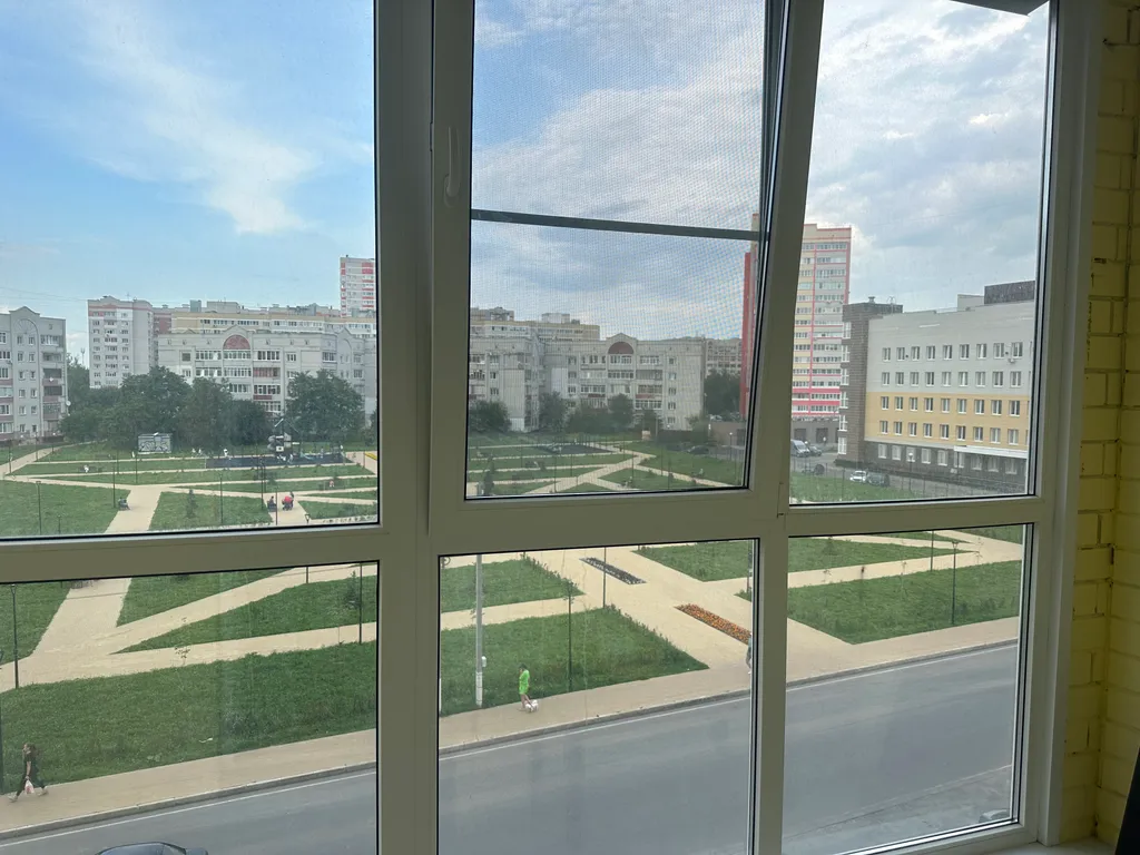 Уютная квартира в новом районе центра города, Вид на парк