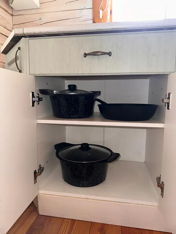 Студия с диваном