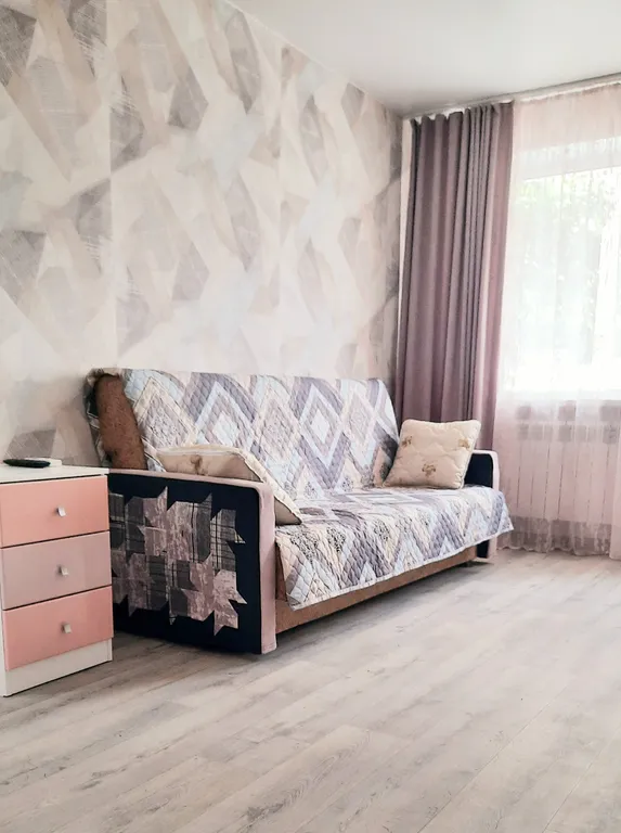 Квартира Квартира Уютная двушка с новым ремонтом в военном городке — Ейск