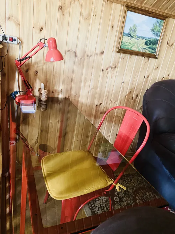 Русская усадьба, бревенчатый 2-х этажный дом с баней