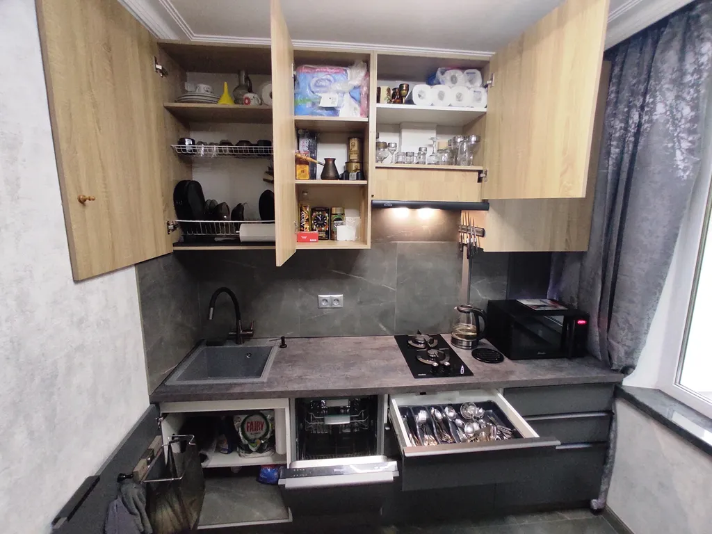 Квартира в Лефортово Вид на Деревья Лоджия