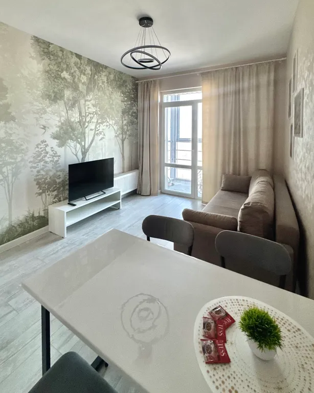 Стильная евродвушка с шикарными видами на город с 22 этажа