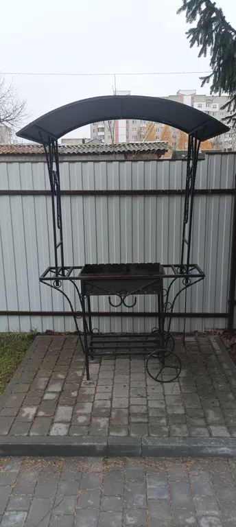 Уютная 2-комнатная квартира с парковкой на территории