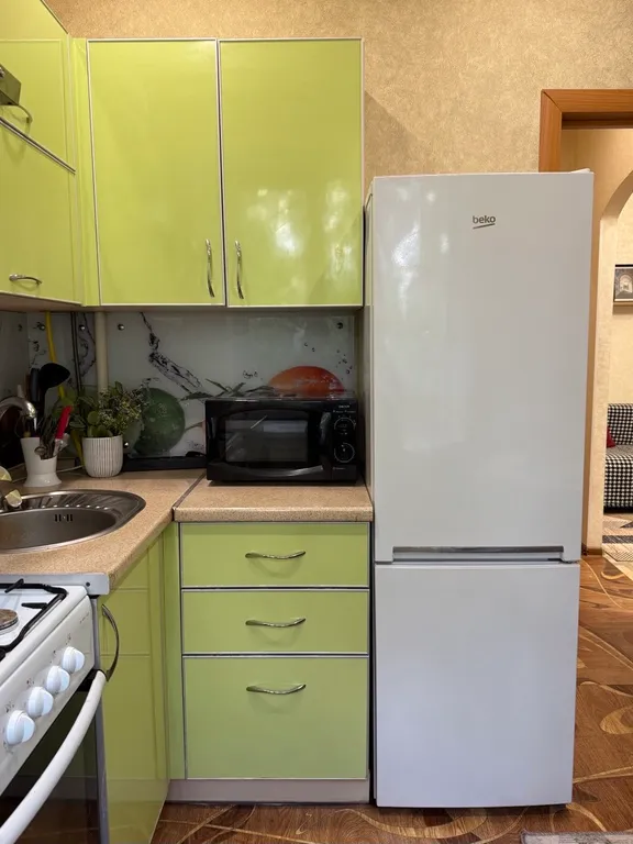 Вместительная 3-х комнатная квартира в центре гоpода