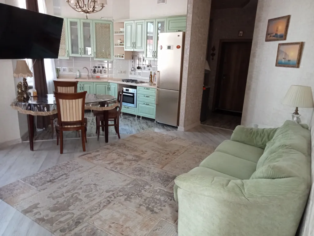 Трёхкомнатная квартира в элитном районе