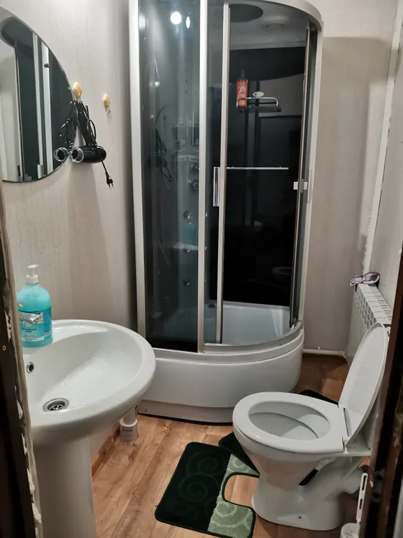 Домик в предгорье горы "50 лет"