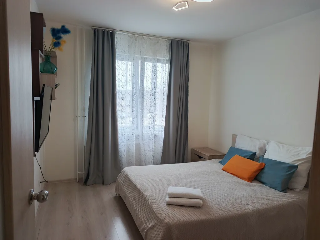 Квартира Квартира Микрорайон компрессорный в новостройке Хрустальные ключи — Екатеринбург