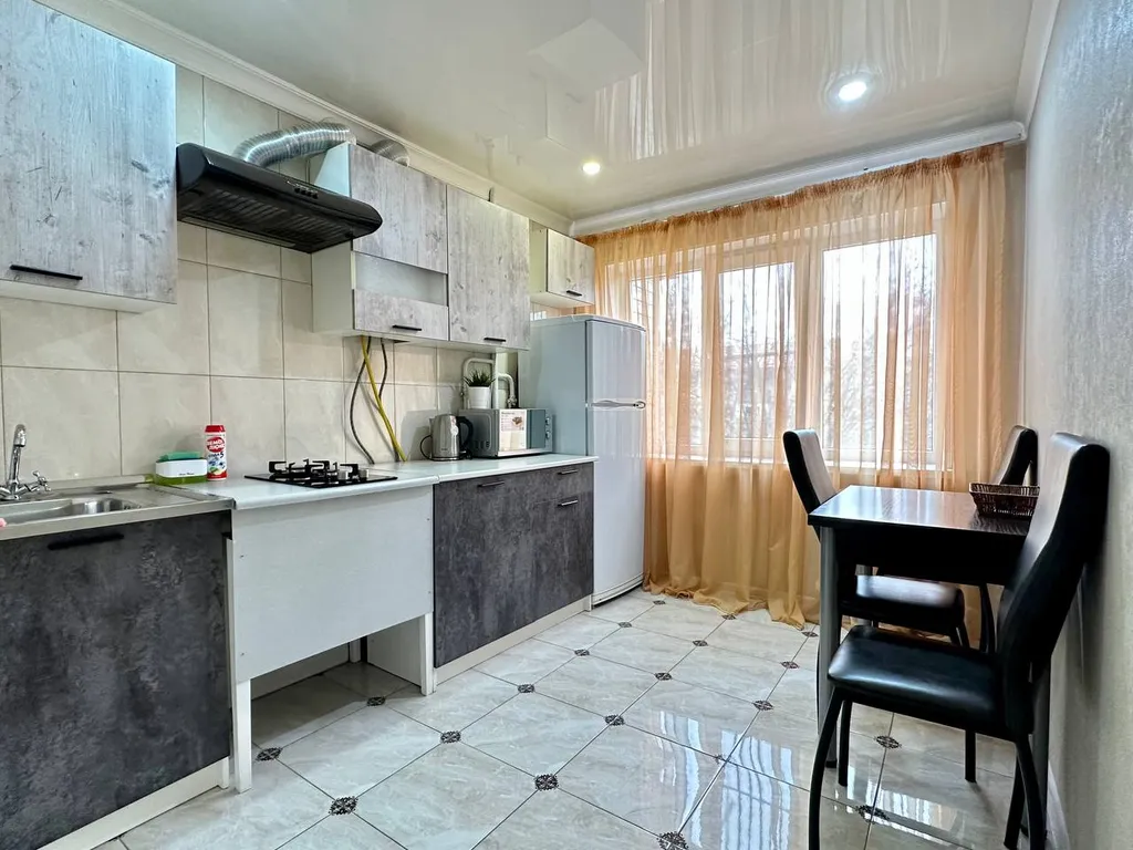 Однокомнатная рядом с Ореховой рощей