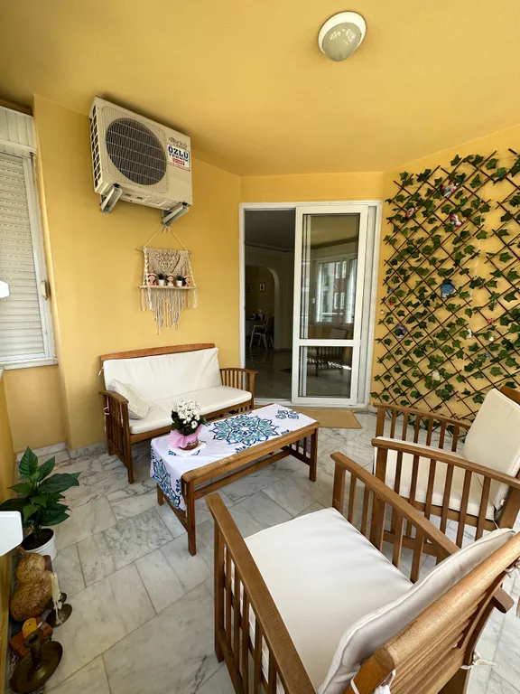 Просторная квартира в центре Алании в 800 м до моря