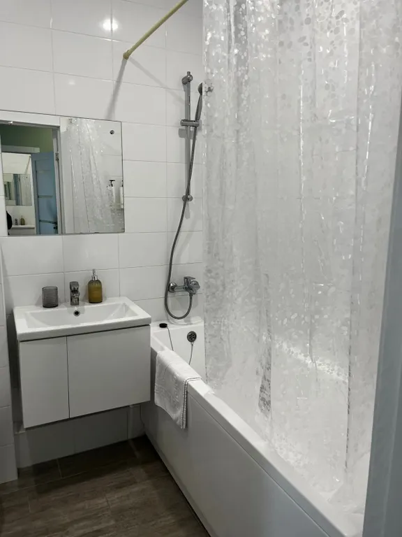 Квартира Апартаменты Фрезия Studio ApartaMIA — Тюмень