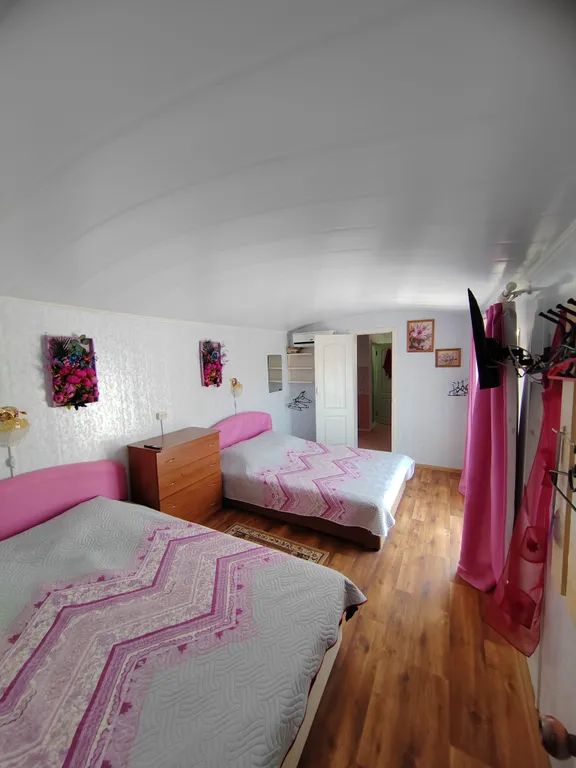 2 комнатная квартира с балконом