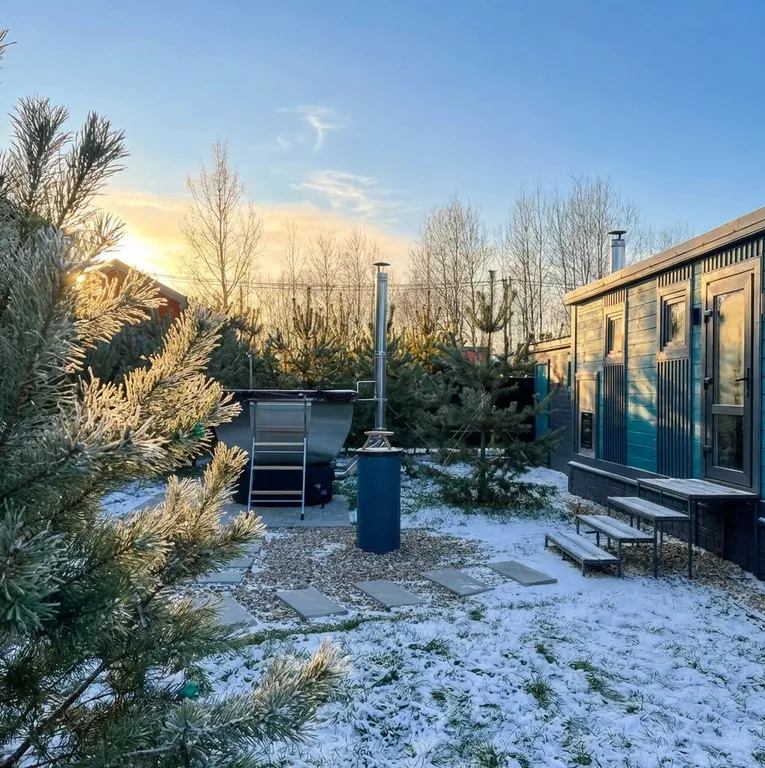 Коттедж Дом с отдельной территорией — Глазово