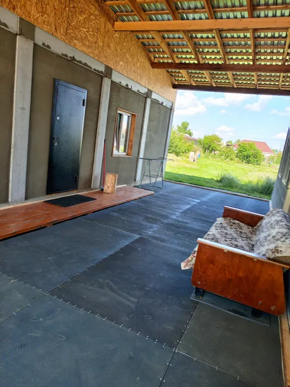 Летний отдых рядом с соленым лечебным озером